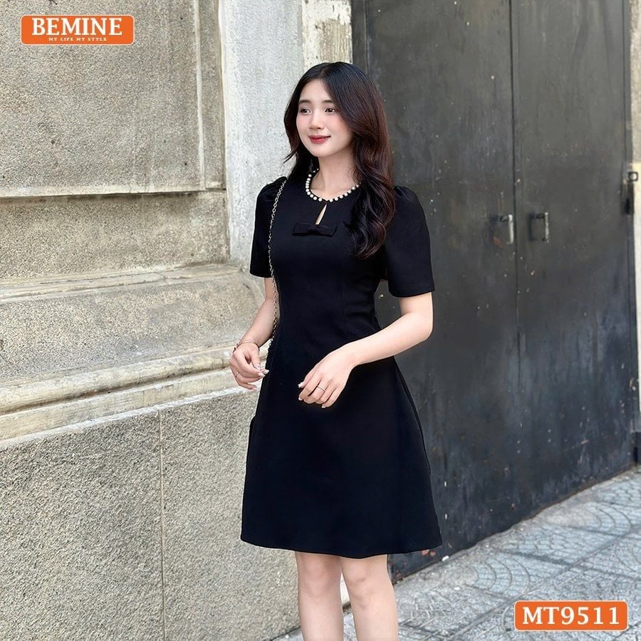 Đầm thiết kế BEMINE cổ tròn viền ngọc dáng chữ A phù hợp đi chơi, đi dạo phố-MT9511