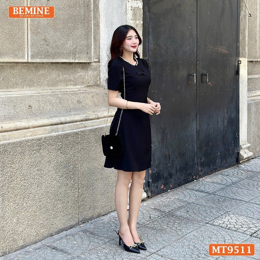 Đầm thiết kế BEMINE cổ tròn viền ngọc dáng chữ A phù hợp đi chơi, đi dạo phố-MT9511