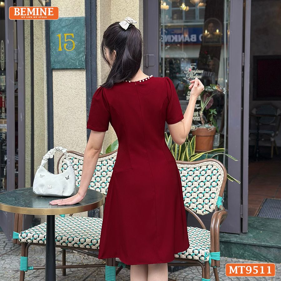 Đầm thiết kế BEMINE cổ tròn viền ngọc dáng chữ A phù hợp đi chơi, đi dạo phố-MT9511