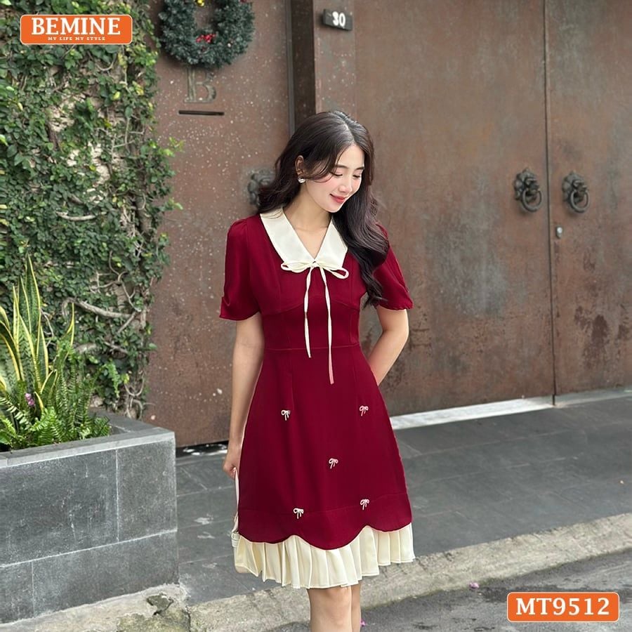 Đầm thiết kế BEMINE cổ sen đính nơ tùng xếp ly phù hợp đi chơi, đi dạo phố-MT9512