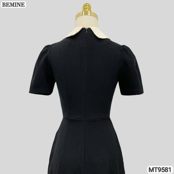 Đầm thiết kế cổ phối hoa viền ren dáng dài MT9581