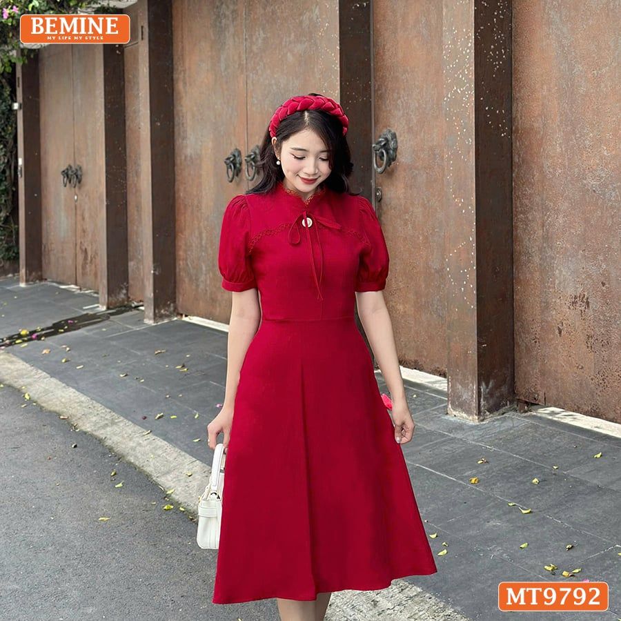 Đầm thiết kế BEMINE cổ trụ viền ren dáng dài có dây nơ phù hợp đi làm, đi chơi-MT9792