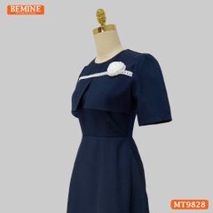 Đầm thiết kế BEMINE cổ tròn dáng A nắp túi ngực viền ren phù hợp đi làm, đi dạo phố-MT9828