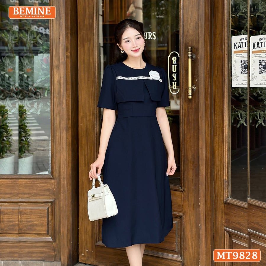 Đầm thiết kế BEMINE cổ tròn dáng A nắp túi ngực viền ren phù hợp đi làm, đi dạo phố-MT9828