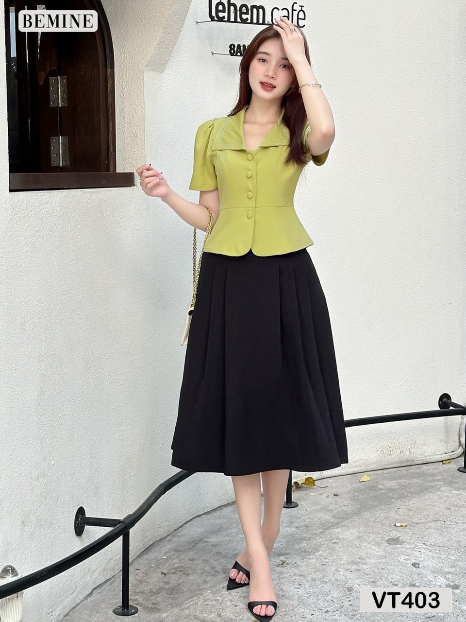 Chân váy xoè xếp ly bảng eo đính dây VT403