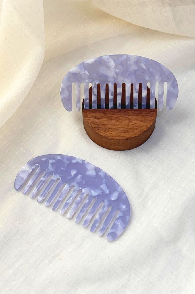 Lược nhựa họa tiết vân đá