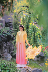 Áo dài tay chẽn Ỷ Xuân Phong - Chuyển màu vàng hồng