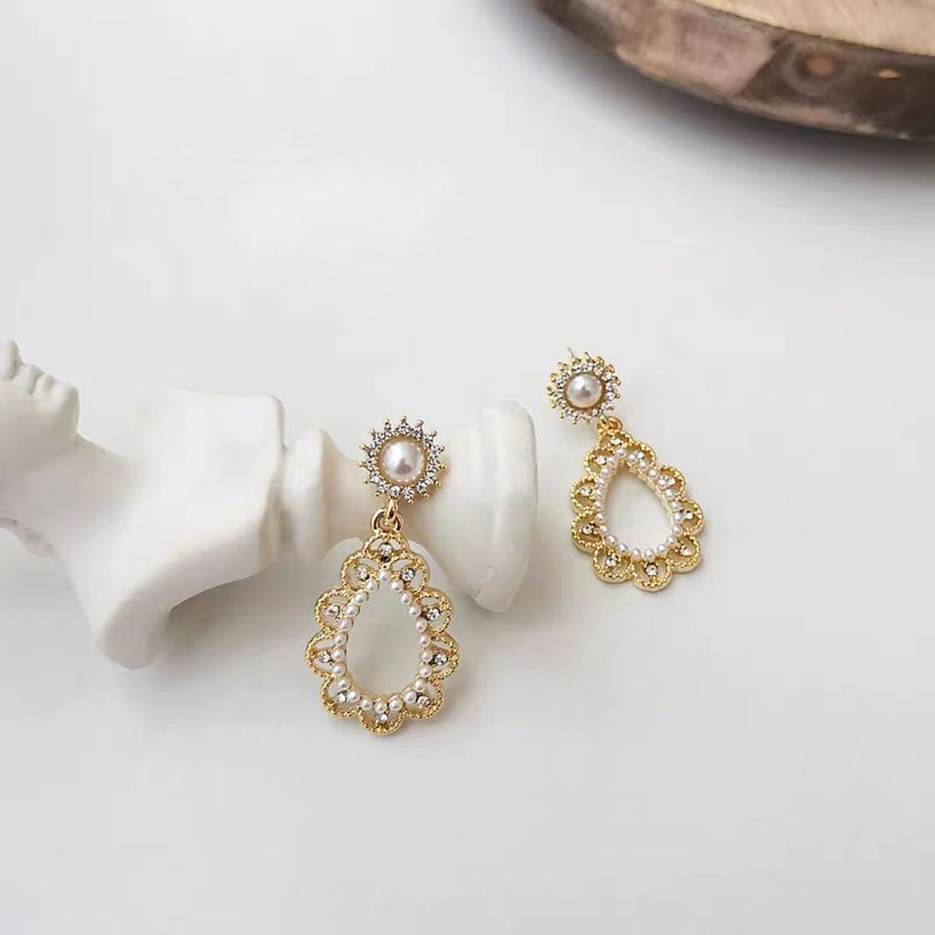 Hoa tai D1709 Hoa tai bầu dục vintage