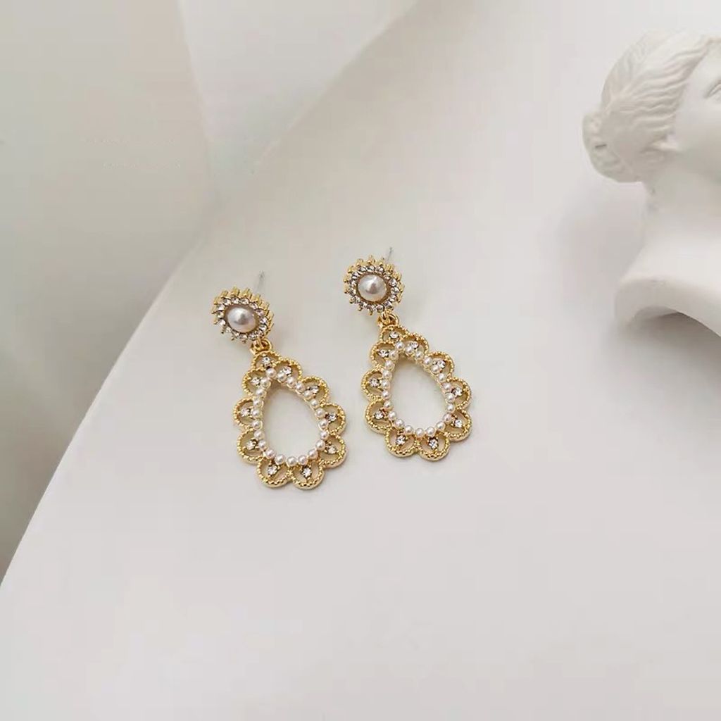 Hoa tai D1709 Hoa tai bầu dục vintage