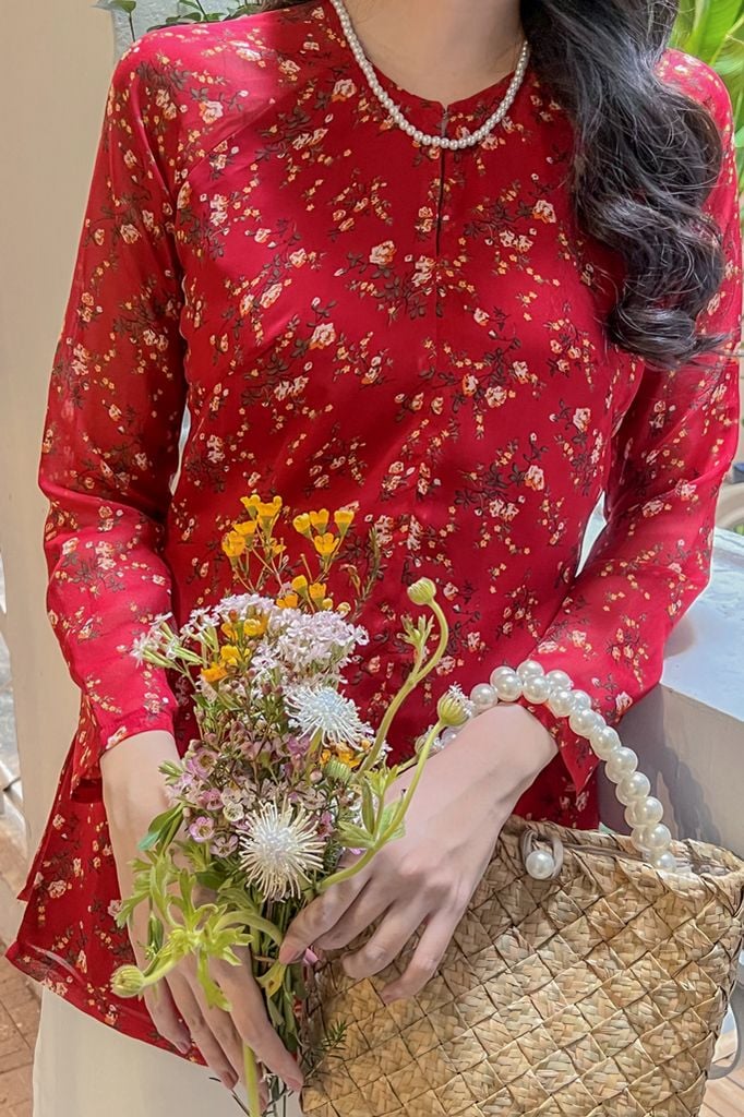 Áo bà ba Cách tân Út Ráng - Hoa đỏ