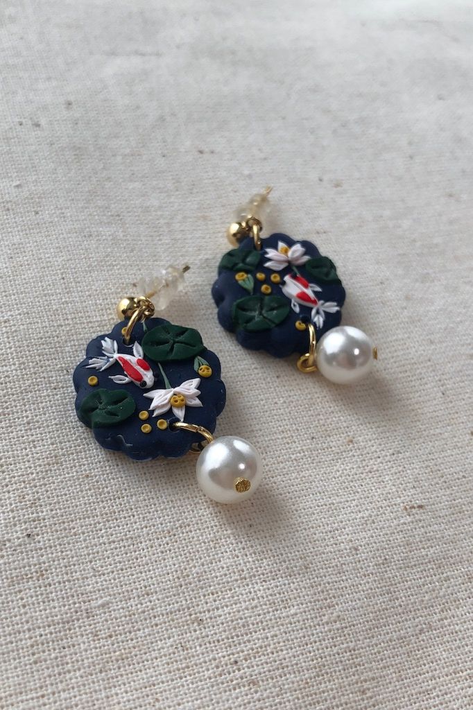 Hoa tai DN152 Đất nung đầm sen cá koi hạt ngọc