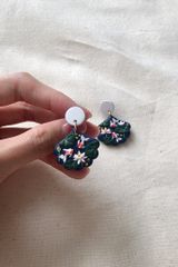 Hoa tai DN151 Đất nung đầm sen cá koi rẽ quạt