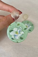 Hoa tai D2028 Dương đào xanh lá