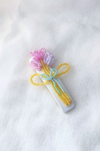 Kẹp tóc KE-089 bó hoa tulip vàng nơ vàng