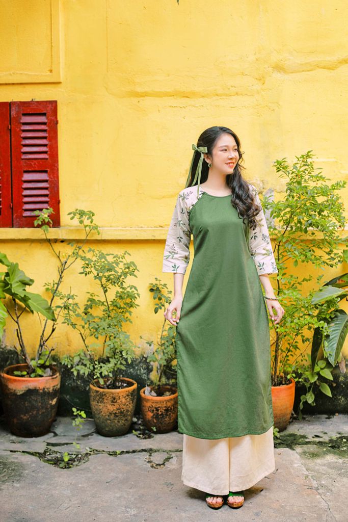 Áo dài linen Trúc Lan cổ tròn