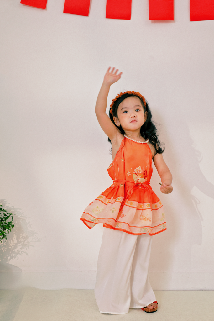 Áo yếm xòe organza Hoa Niên Ca BÉ - Cam