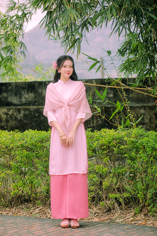 Áo dài Dáng xưa Yên Phương 2024 - Hồng pastel