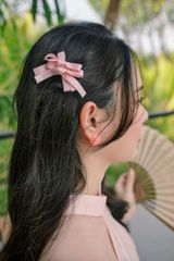 Kẹp tóc KE-032 nhỏ nơ đôi hồng phấn