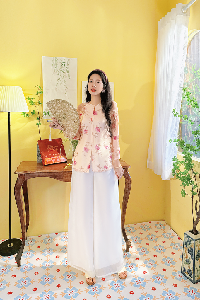 Áo bà ba Cách tân Út Hoa - Kem hoa hồng
