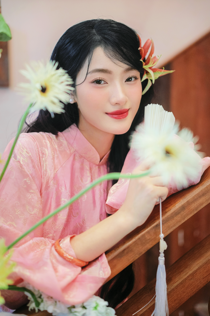 Áo dài lụa tơ tằm Dáng suôn Phúc Hạnh - Hồng phúc thọ