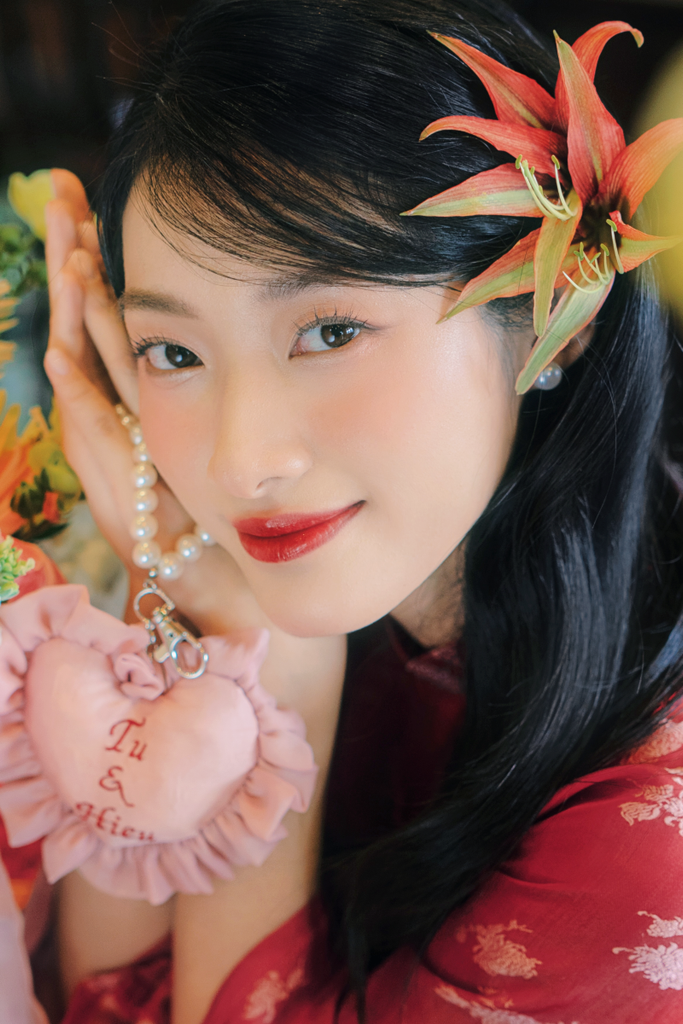 Áo dài lụa tơ tằm Dáng suôn Phúc Hoa - Đỏ hoa cúc