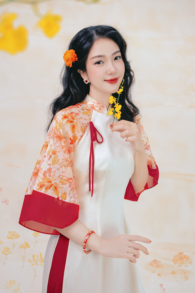 Áo dài Phương Hoa Xuân - Kem nhạt hoa chùm
