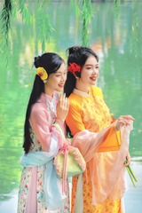Áo dài dáng suôn Sớm Xuân - Trắng hoa loang hồng