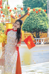 Áo dài dáng suôn Sớm Xuân - Trắng hoa ngũ sắc