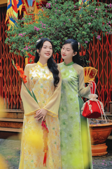Áo dài dáng suôn Sớm Xuân - Xanh hoa mai xanh