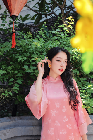Áo dài gấm dáng suôn Yên Cảnh - Hồng dịu