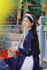 Áo dài tay chẽn Ỷ Xuân Phong - Xanh ánh tím