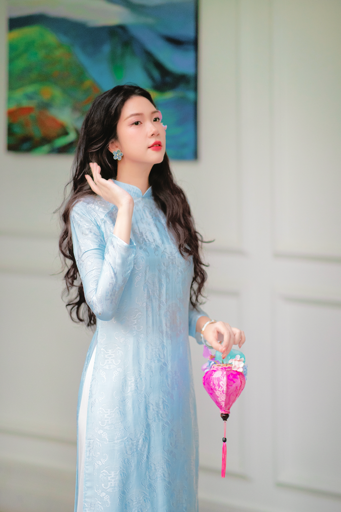 Áo dài lụa tơ tằm Dáng suôn Phúc Thọ - Xanh biển nhạt