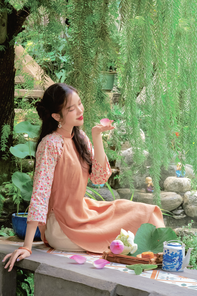 Áo dài linen Thanh Quyên cổ đứng