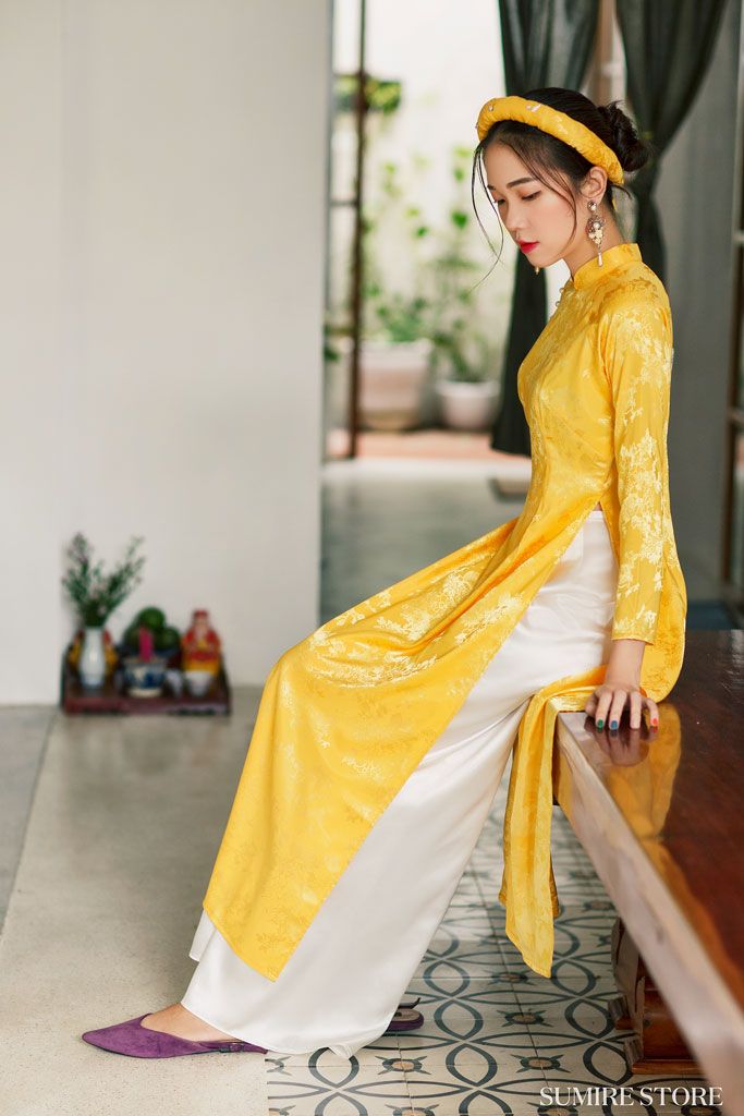 Mấn Tằm Nhung Một Sợi Đính Hạt