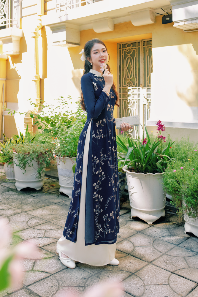 Áo dài Truyền thống Quỳnh Hương