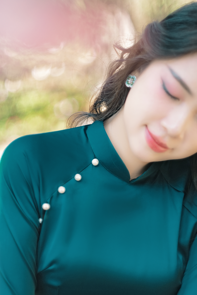 Áo dài Truyền thống Tú Lê