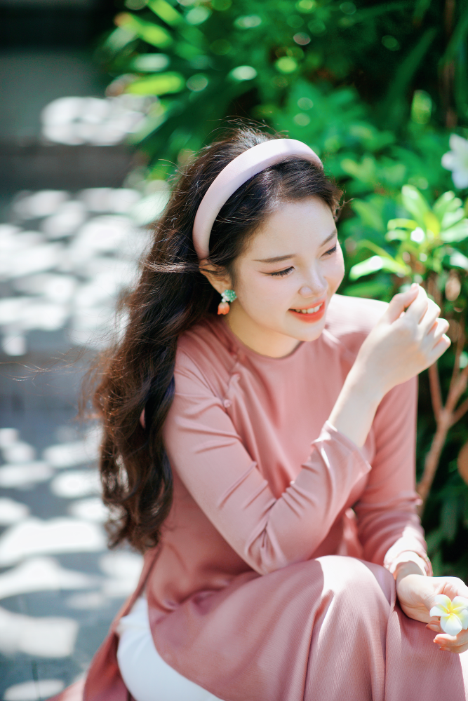Áo dài Dáng suôn cổ tròn Thi Hạ - Hồng vỏ đỗ