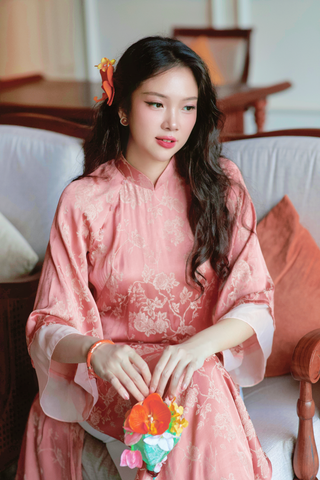 Áo dài gấm dáng suôn Yên Cảnh - Hồng đào