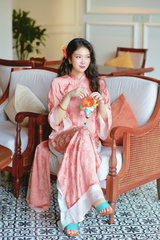 Áo dài gấm dáng suôn Yên Cảnh - Hồng đào