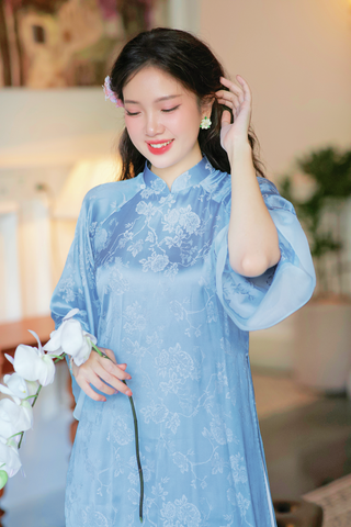 Áo dài gấm dáng suôn Yên Cảnh - Xanh biển nhạt