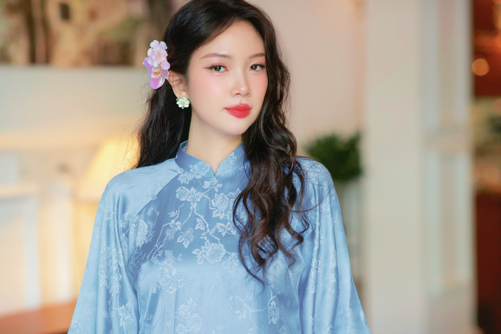 Áo dài gấm dáng suôn Yên Cảnh - Xanh biển nhạt