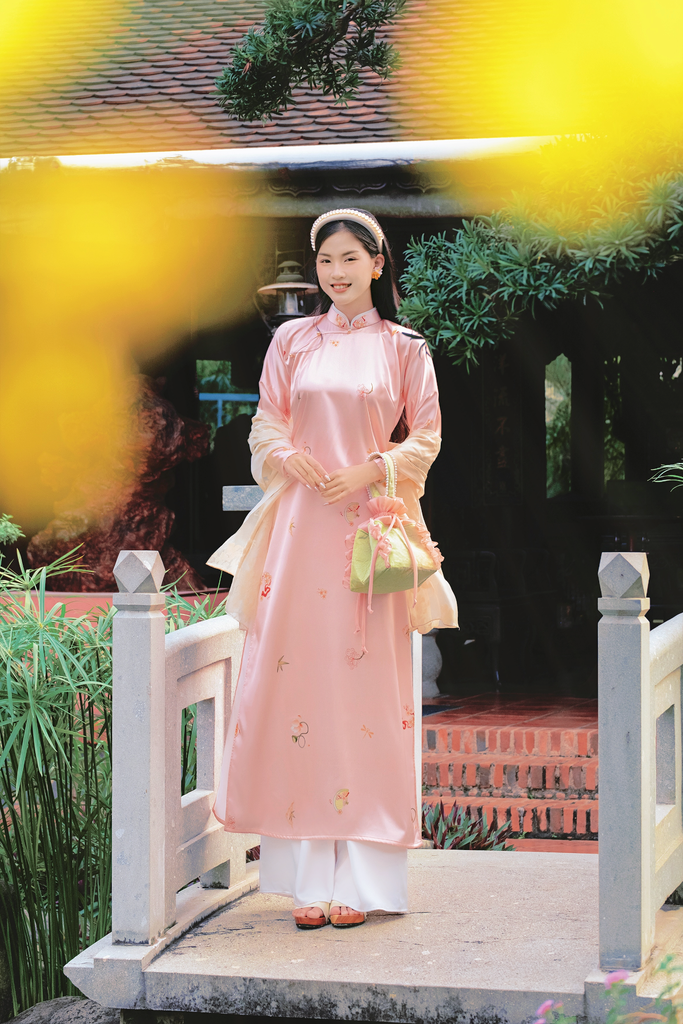 Áo dài tay chẽn Ỷ Xuân Phong - Hồng ửng
