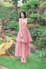 Đầm cổ yếm Xuân Nhạn - Hồng tơ thêu hoa