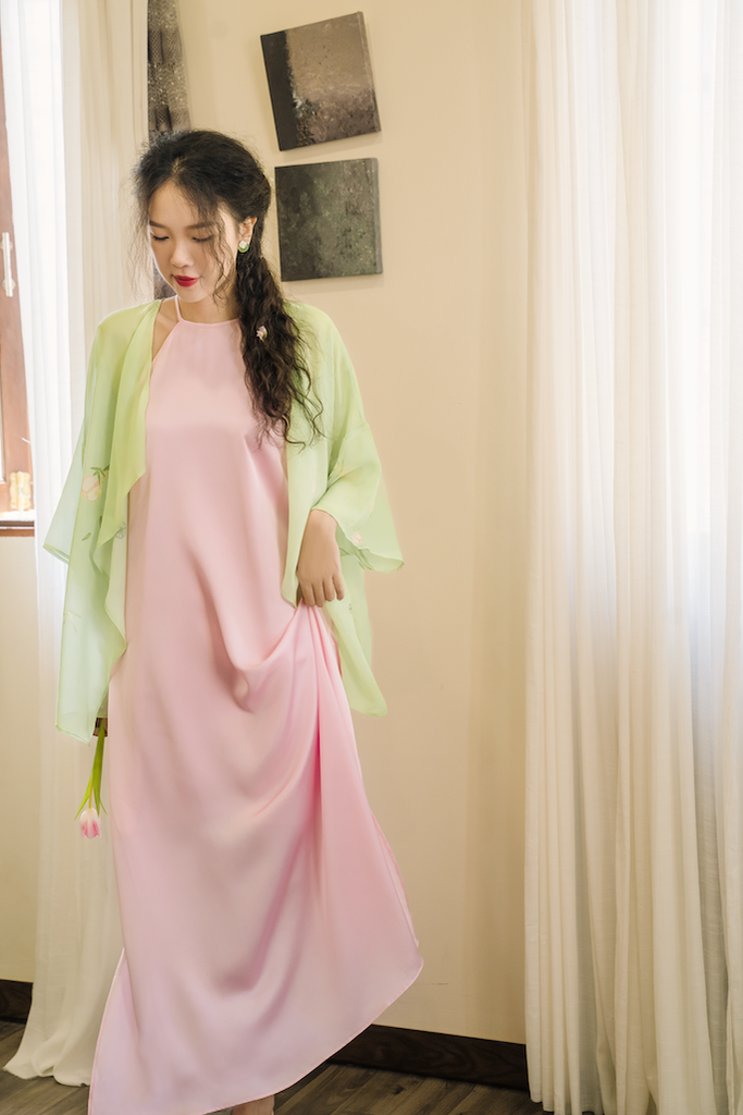 Đầm cổ yếm Sơn Trà - Hồng phấn