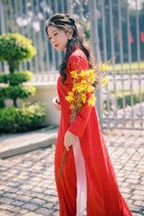 Áo dài Kiểu xưa Xuân Thời - Gấm đỏ