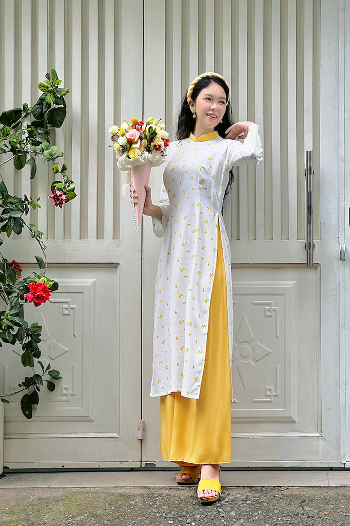 Áo dài linen hoa Ý Nhiên