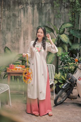 Áo dài linen Thêu tay Hồng Hoa