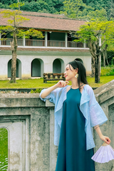 Áo khoác tơ Vân Thanh - Xanh trời nhạt ẩn hoa