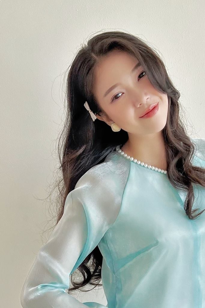 Kẹp tóc nơ ngọc trai