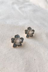 Hoa tai D1905 Hoa 5 cánh xà cừ xanh xám